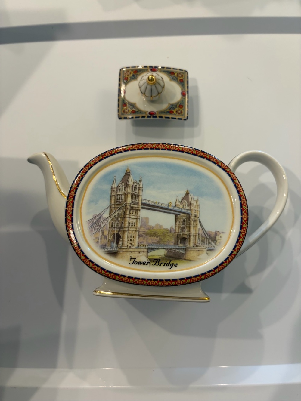 White Porcelain Tower Bridge Teapot with Gold Trim